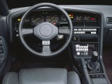 Sportowa ergonomia kokpitu Supry MA70  © Toyota